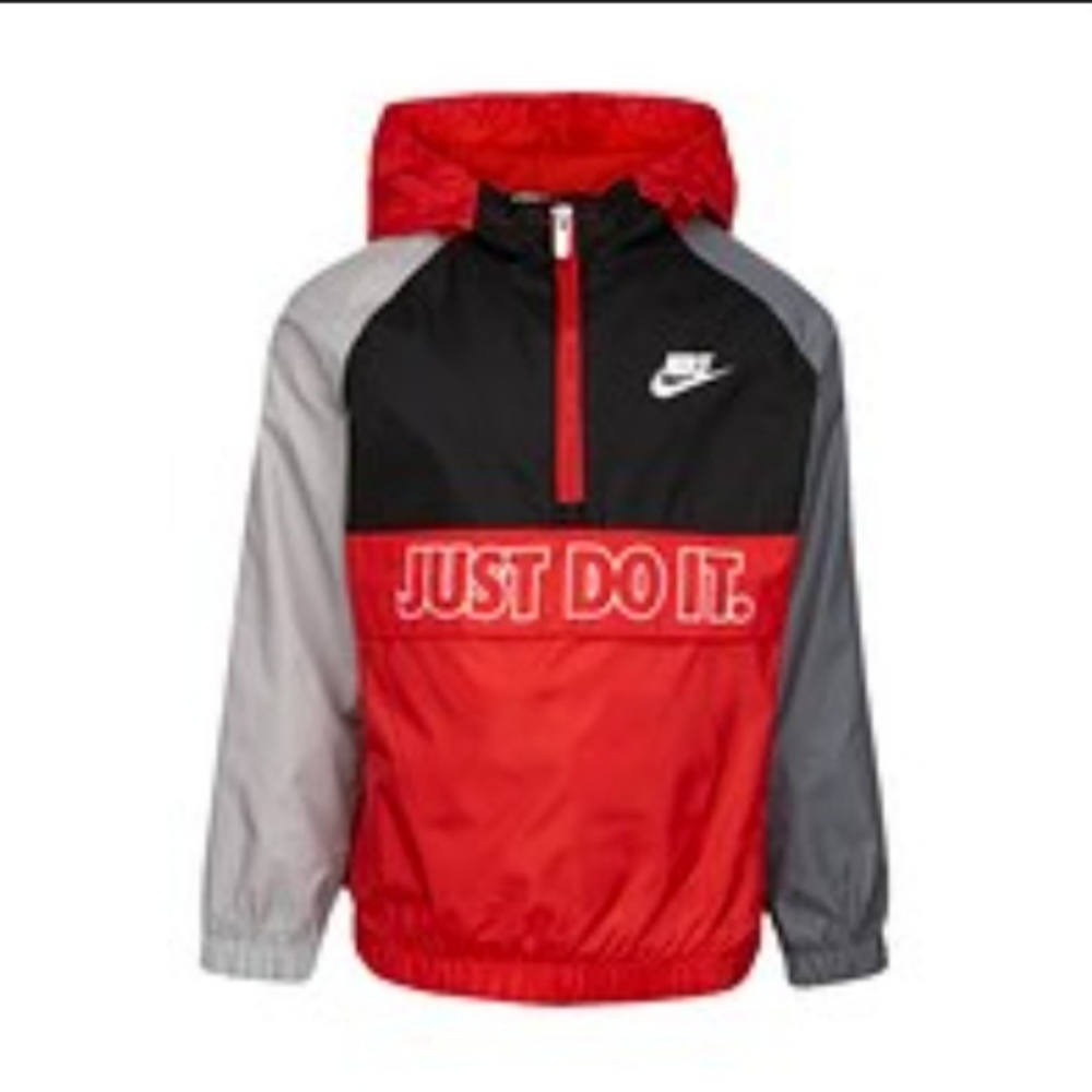Boys Nike windbreaker size 4-5 years